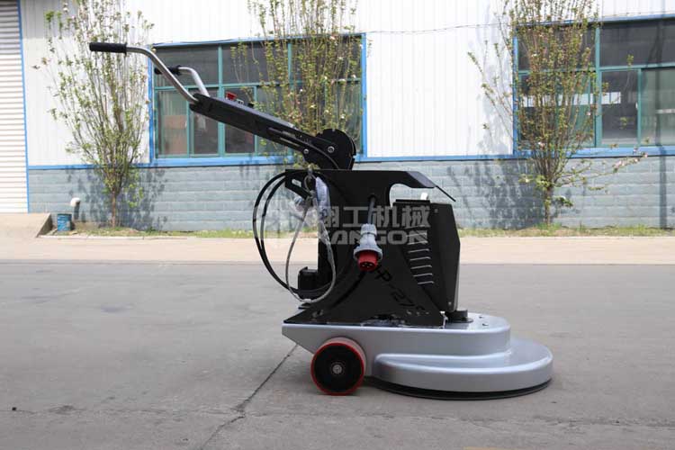 拋光機(jī)是為了讓地面表面有光澤，需要先研磨后才可以拋光。拋光分為粗拋和精拋，這時(shí)候可以使用拋光機(jī)，配合拋光墊，提高地面的光澤度。高速地坪拋光機(jī)讓你輕松完成地坪拋光工作，提高地坪亮度。